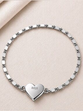 S925 Sterling Silver Heart Bracelet * only one available *